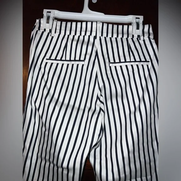 H&M Pinstripe Pants Women’s Size 6 - Picture 2 of 5